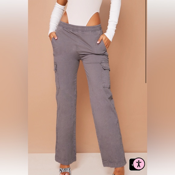 PrettyLittleThing Pants - Gray Cargo Pants (with pockets)